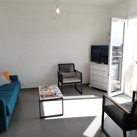 Superbe Appartement Avec Vue Sur Mer Et Port, Parking Prive Saint-Pierre-la-Mer  ภายนอก รูปภาพ